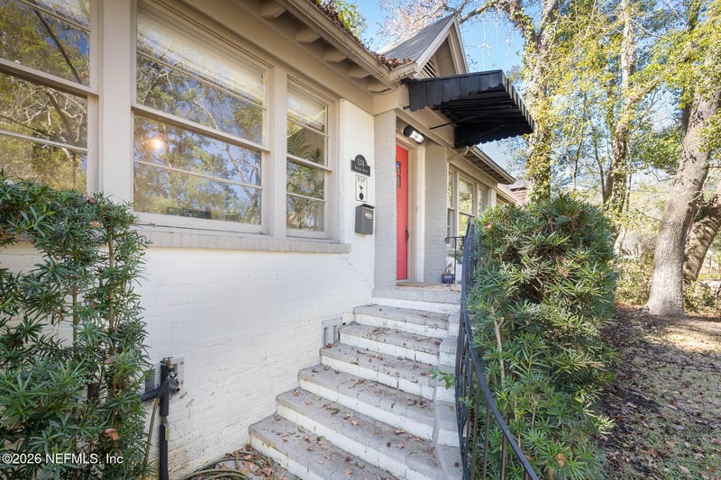 1374 Azalea Dr, Jacksonville, FL 32205