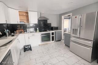 9739 Elaine Rd, Jacksonville, FL 32246