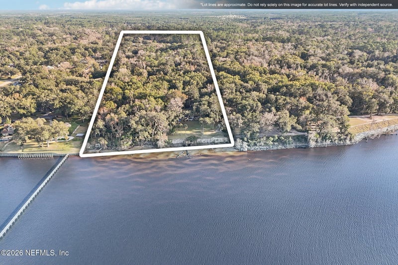 620 - 622 Swiss Ln, St Johns, FL 32259