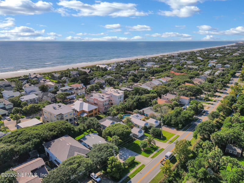 18111813 Seminole Rd, Atlantic Beach, FL 32233