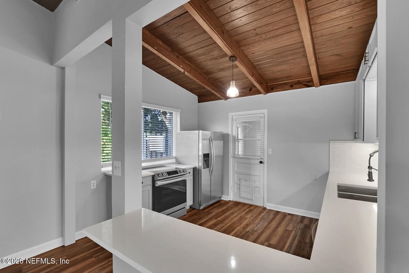 18111813 Seminole Rd, Atlantic Beach, FL 32233