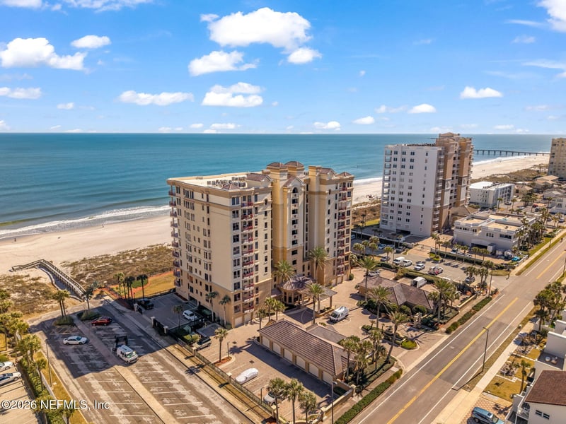 1331 1st St #202, Jacksonville Beach, FL 32250