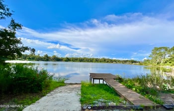 145 Depot Rd, Hawthorne, FL 32640