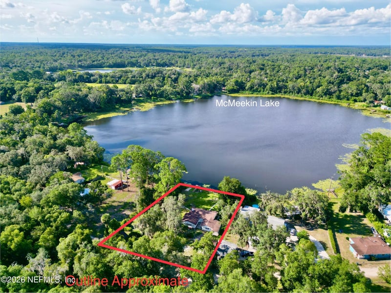 145 Depot Rd, Hawthorne, FL 32640