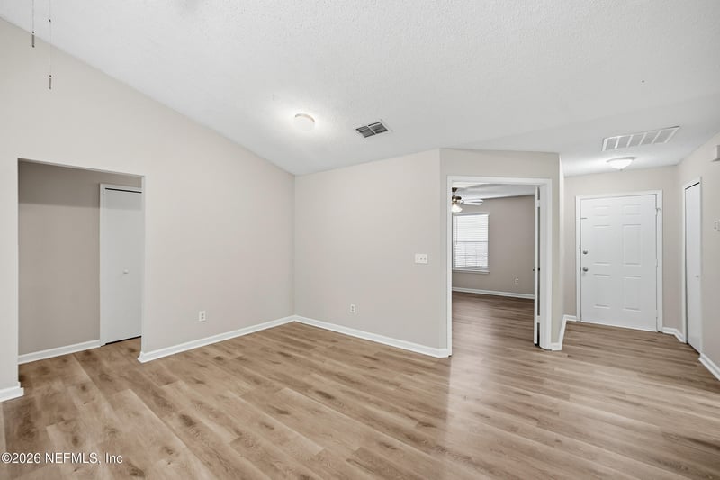 187 Annandale Dr, Jacksonville, FL 32225