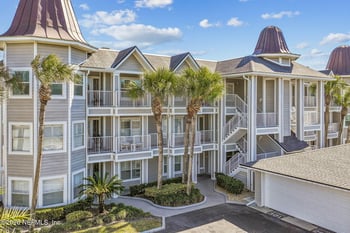 701 Beach Ave #301, Atlantic Beach, FL 32233