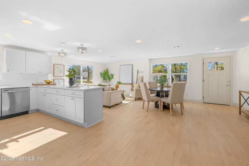 12035 Goldenrod Cir, Jacksonville, FL 32246