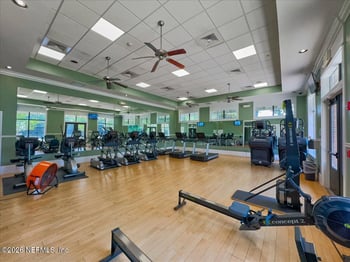 1324 Woodlawn Dr, Orange Park, FL 32065