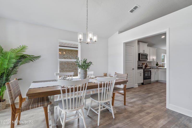 8327 Helmsley Blvd, Jacksonville, FL 32219