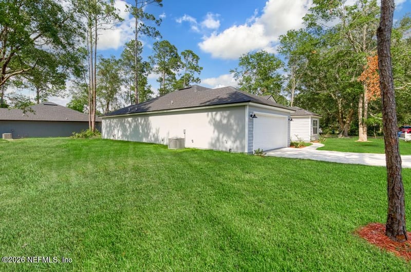 6882 Barney Rd, Jacksonville, FL 32219