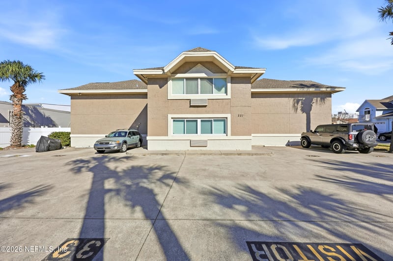 221 13th Ave #202A, Jacksonville Beach, FL 32250