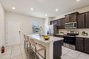 871 Gate Run Rd, Jacksonville, FL 32211