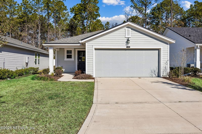 138 Meadow Creek Dr, St Johns, FL 32259