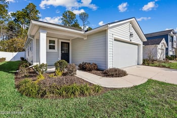 138 Meadow Creek Dr, St Johns, FL 32259
