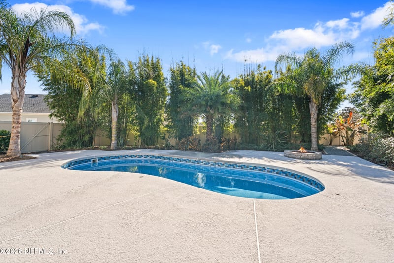 10737 Aventura Dr, Jacksonville, FL 32256