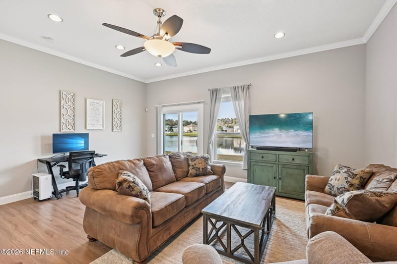 1684 Hollow Glen Dr, Middleburg, FL 32068