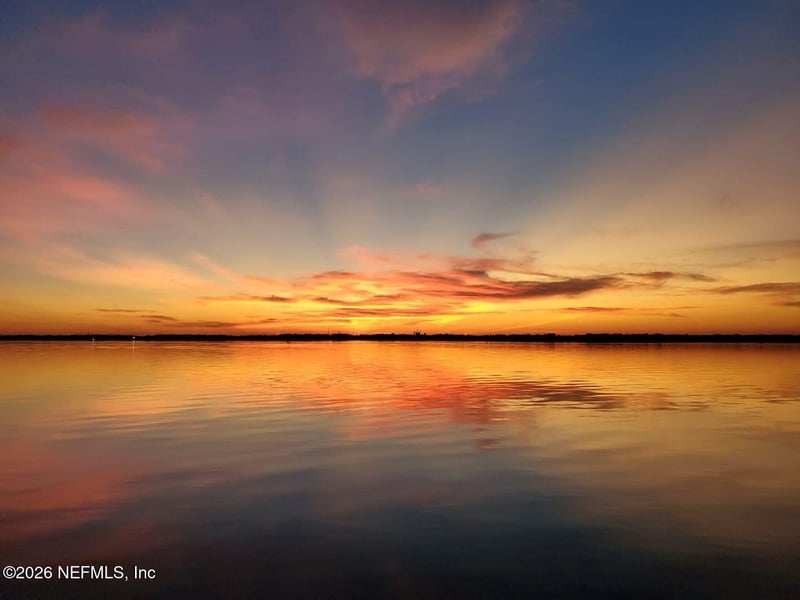 312 Moonstone Dr, East Palatka, FL 32131