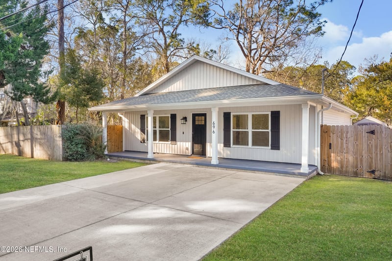 696 Oakland Ave, St Augustine, FL 32084
