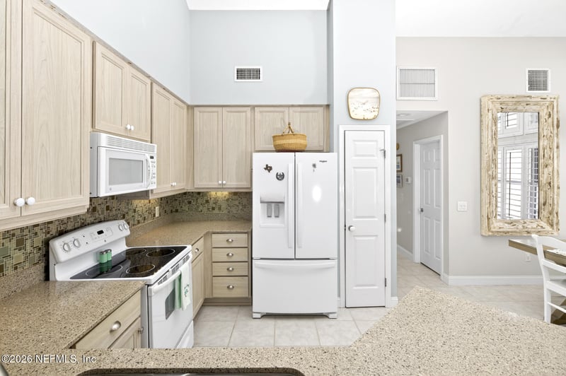 2999 1st Ave #B, Fernandina Beach, FL 32034