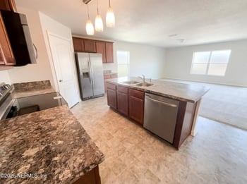 8951 Merseyside Ave, Jacksonville, FL 32219