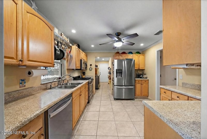 118 Camelot Dr #-, Palatka, FL 32177