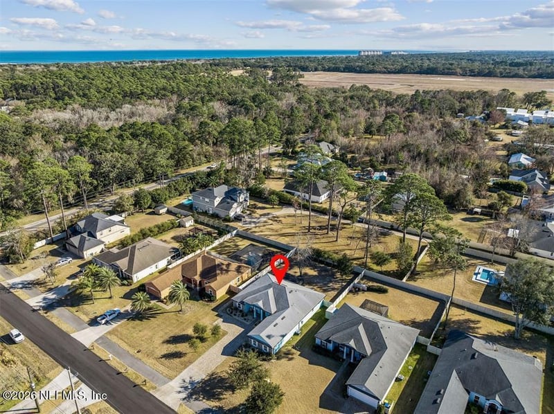 828 Simmons Rd, Fernandina Beach, FL 32034