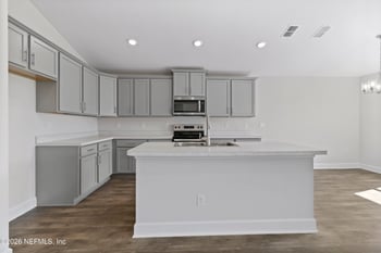 8375 Helmsley Blvd, Jacksonville, FL 32119