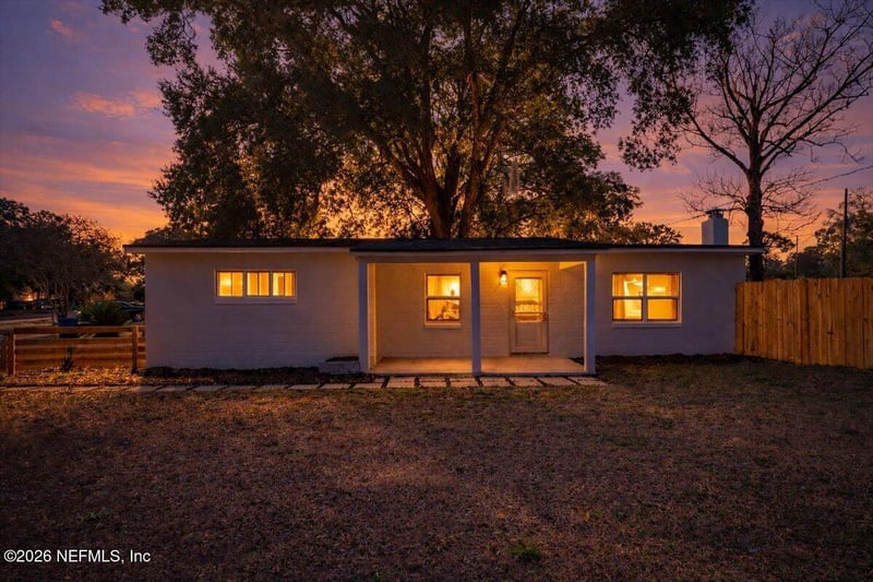 1320 King Arthur Rd, Jacksonville, FL 32211