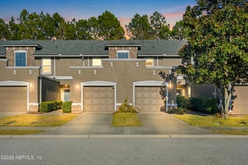 220 Leese Dr, St Johns, FL 32259