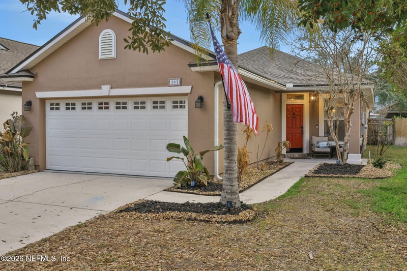 301 Silver Glen Ave, Jacksonville, FL 32092