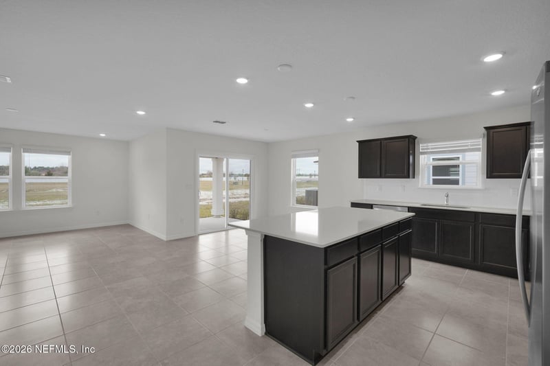 7027 Sandperch St, Jacksonville, FL 32244