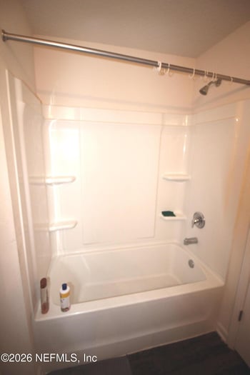 335 Aralia Ln, Jacksonville, FL 32216