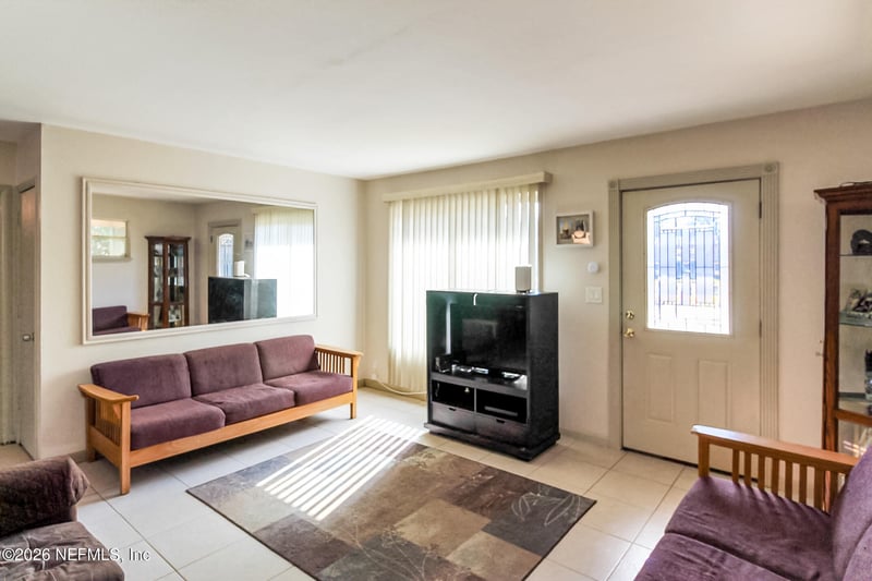 5255 Santa Monica Blvd, Jacksonville, FL 32207