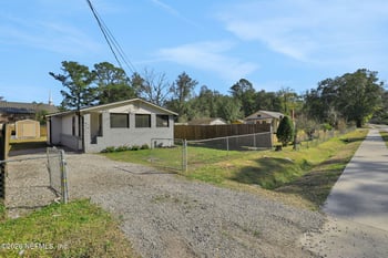 6369 Jammes Rd, Jacksonville, FL 32244