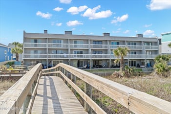 1701 1st St #2B, Jacksonville Beach, FL 32250