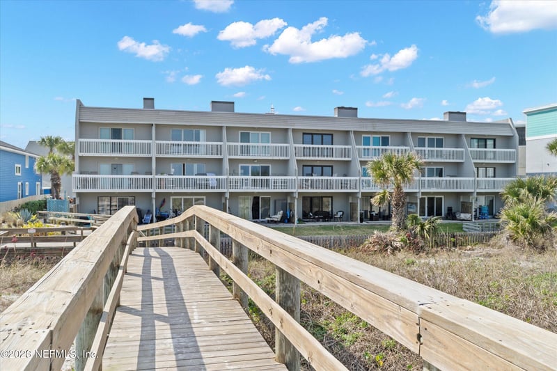 1701 1st St #2B, Jacksonville Beach, FL 32250