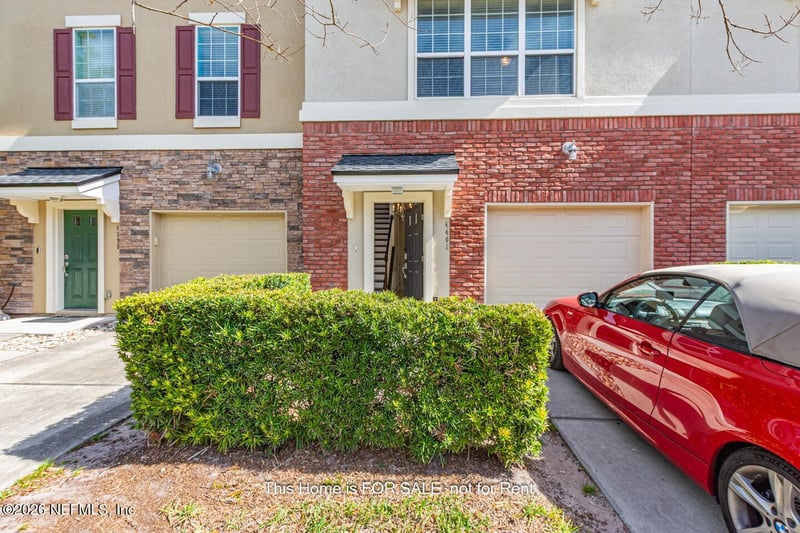 4401 Ellipse Dr, Jacksonville, FL 32246