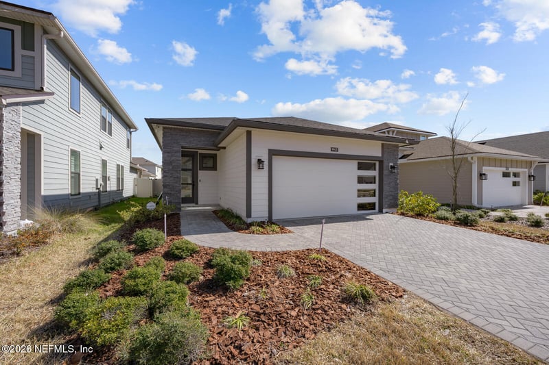 9915 Revolution Ct, Jacksonville, FL 32256