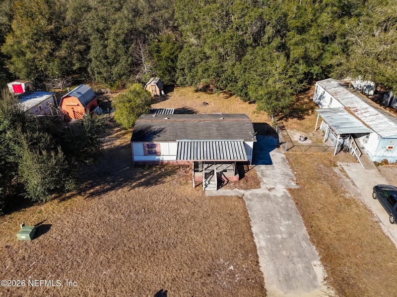 133 Reaves Ave, Interlachen, FL 32148