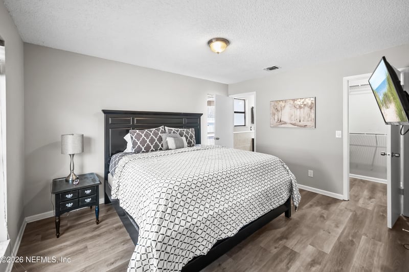 5025 Fulham Rd, Jacksonville, FL 32244