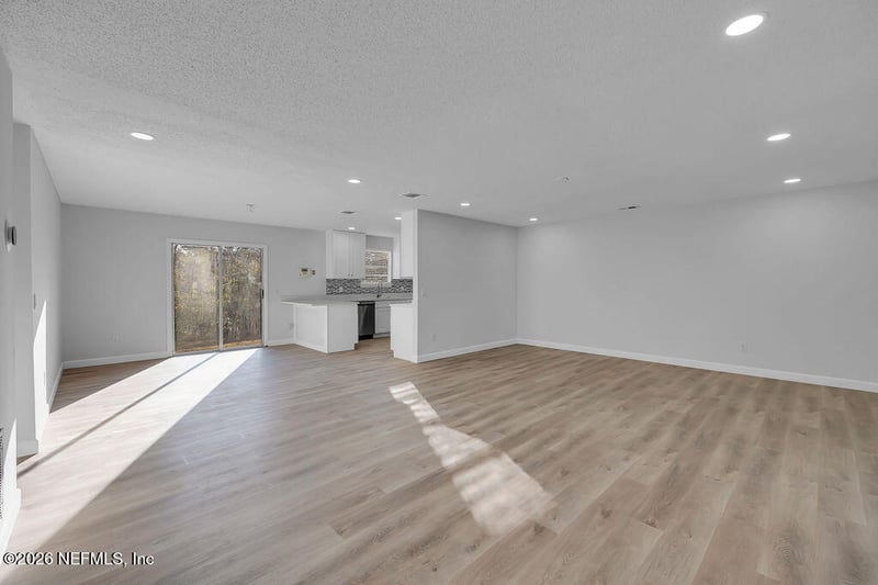 10773 Spurs Ct, Jacksonville, FL 32225