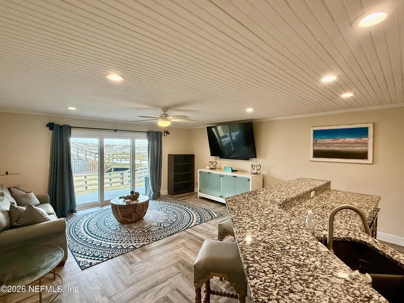 1701 1st St #2B, Jacksonville Beach, FL 32250