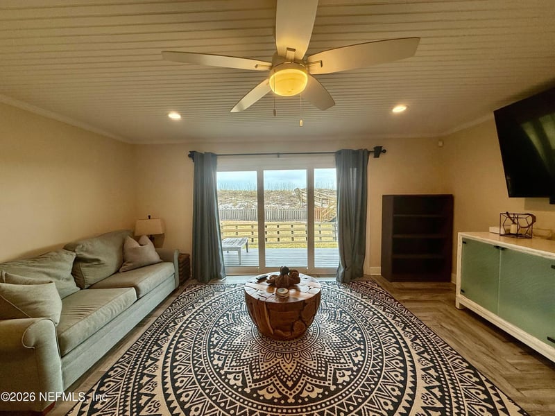 1701 1st St #2B, Jacksonville Beach, FL 32250