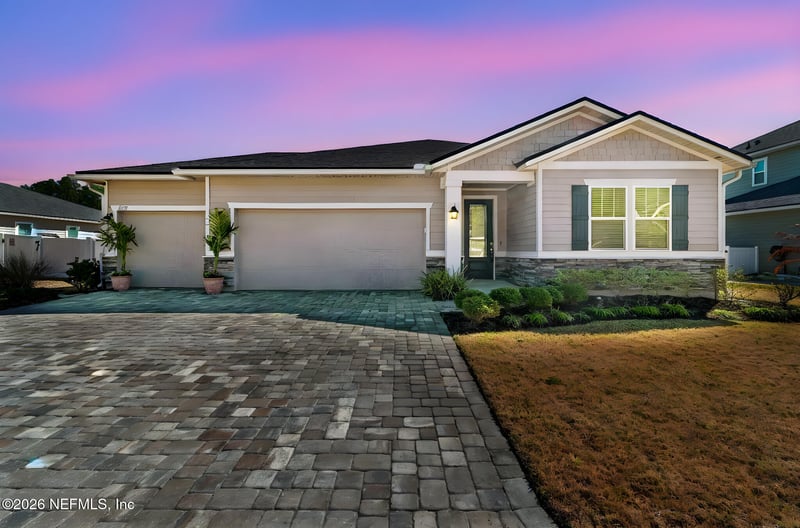 855 Flach Dr, St Johns, FL 32259