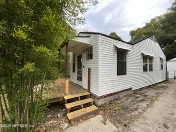 2737 Lake Shore Blvd, Jacksonville, FL 32210