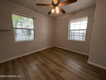 2737 Lake Shore Blvd, Jacksonville, FL 32210