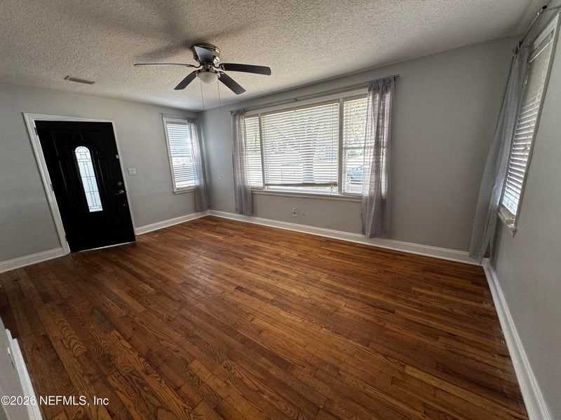 1795 Bartram Cir, Jacksonville, FL 32207