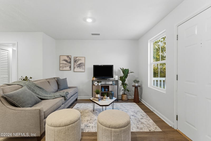 2892 Gilmore St, Jacksonville, FL 32205