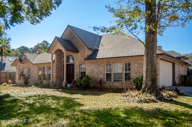 1906 Belle Angeline Ct, Jacksonville, FL 32223