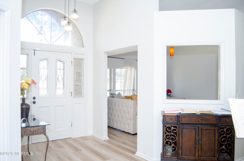 1906 Belle Angeline Ct, Jacksonville, FL 32223